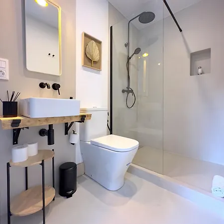 Clavero Four Premium Apartamento *
